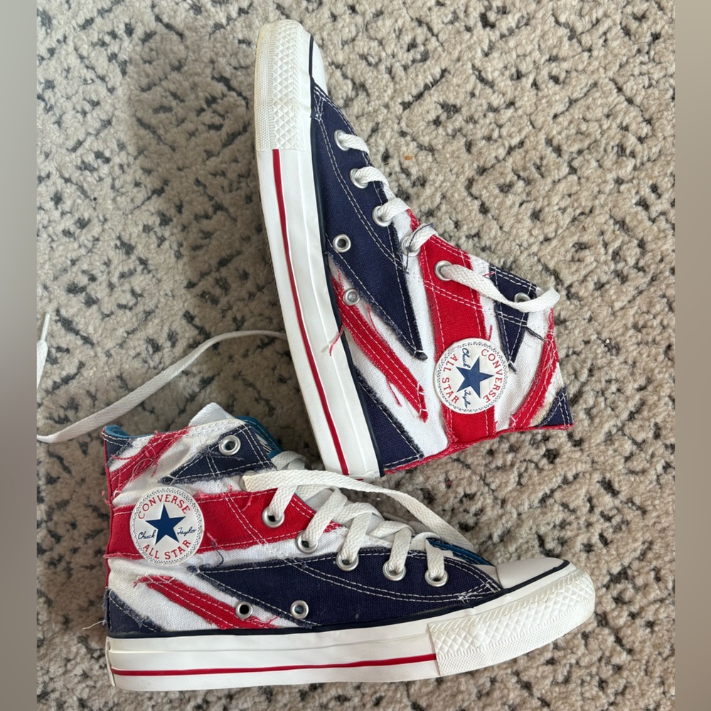 Limited Edition Chuck Taylor HighTops honoring The Who, Union Jack artwork. Rare